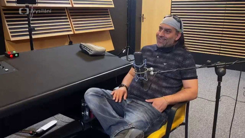 Background ČT24 - Patrik Banga