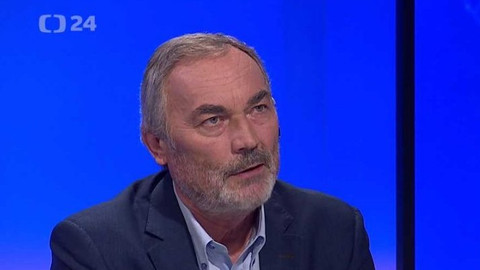 90’ ČT24 - Volby v Katalánsku