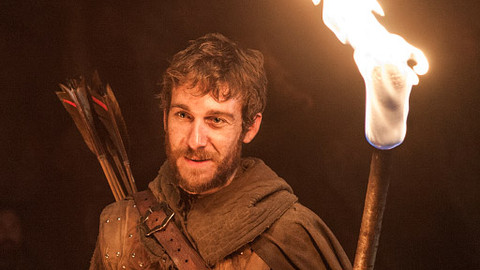 Hra o trůny - 7/10 O medvědovi a krásné panně