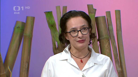 Sama doma - 24. února 2023