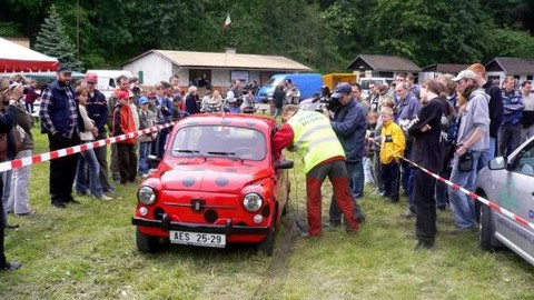 Auto Moto Revue - 18. listopadu 2006