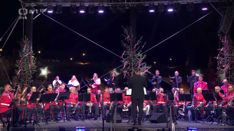 Svatojánské slavnosti Navalis - Navalis 2026 – Koncert na hladině Vltavy pod Karlovým mostem