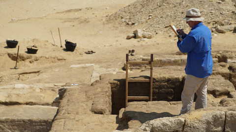 Ztracené poklady Egypta - 5/8 Stavitelé pyramid