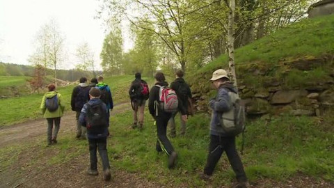 Nedej se! - Temný les