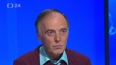 90’ ČT24 - Uprchlíci v Česku