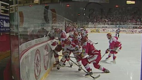 Buly hokej - HC Oceláři Třinec - HC MOUNTFIELD