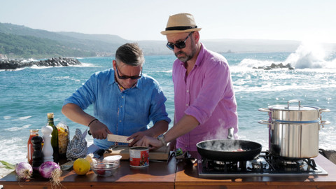 Manu a Matěj - 4/10 V hlavní roli cedr a tuňák