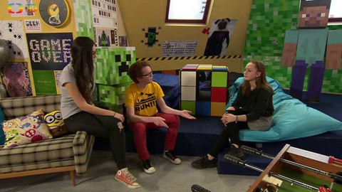 DVA3 - Gabrielle Hecl a přátelství na Youtube