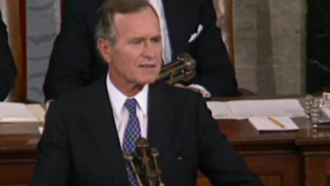 Americké století očima Olivera Stonea - 9/10 Americký triumfalismus – Nový světový řád