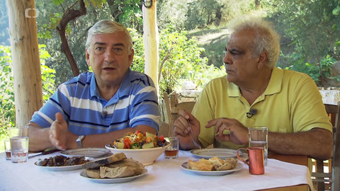 Vůně kuchyně s Miroslavem Donutilem - 4/10 Vůně krétské kuchyně s Miroslavem Donutilem