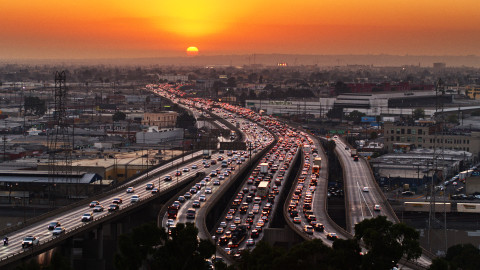 Automobil: Vzestup a pád - 3/3 Schizofrenie