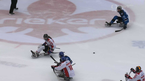 Hokej - SKV Sharks Karlovy Vary - SHK Mustangové Auto IN