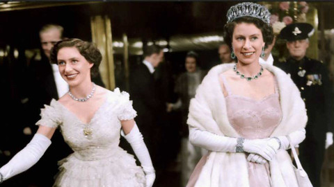 Ve jménu koruny - 4/6 Zlom v tradici