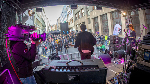 Generation What? - Generation What: Děláme vlny!