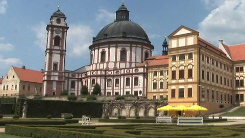 Česká paměť - 17/20 Jaroměřice nad Rokytnou, zámek