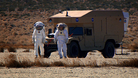 Tajemné hlubiny s Robertem Ballardem - 5/5 Oceán kontra vesmír