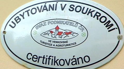 Služby v našich službách - 4/18 Penziony, kempy a chaty