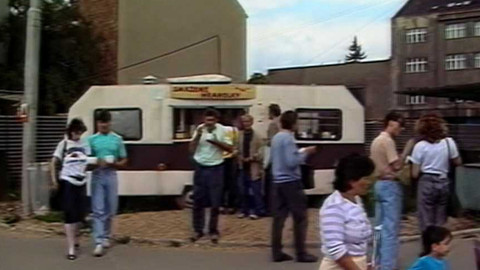 Archiv týdne - 22. červenec 1990: Boudy a budky