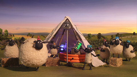Ovečka Shaun - 10/20 Zůstanu ve stanu