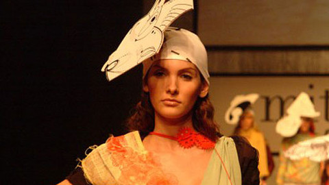 Móda - Extravagance - Manýry - 5. ledna 2008