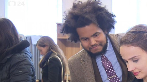 90’ ČT24 - Kde končí flirt a začíná obtěžování