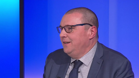 90’ ČT24 - Den D pro českou korunu?