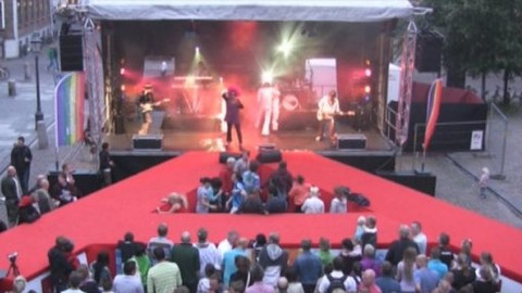 Q - 28. září 2009