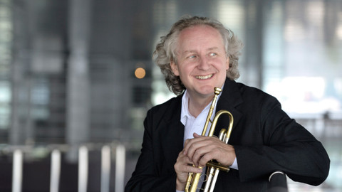 V hlavní roli trubka