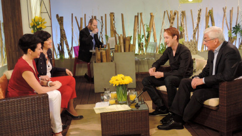 Sama doma - 25. března 2015