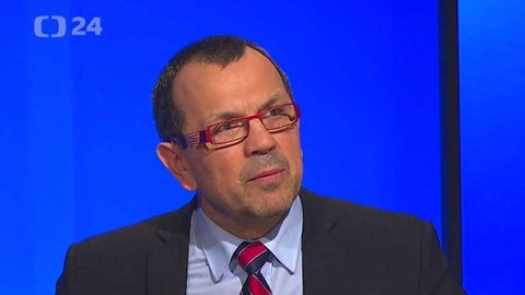 90’ ČT24 - Miloš Zeman: tři roky na Hradě