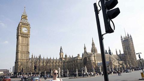 Anglické listy 2 pod vlivem Kunderovy Nesnesitelné lehkosti bytí