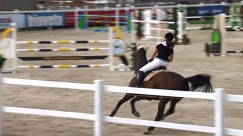 Jezdectví - Noční Velká cena Ptýrova