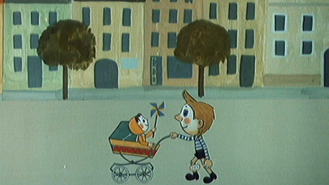 Černobílý Petr - Jak Petr po parku jezdil v kočárku