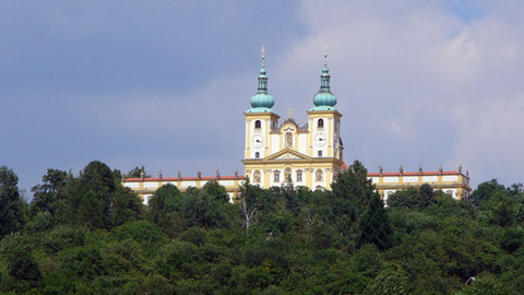 Hrady a zámky - bílá místa naší historie - Arcidiecéze Olomoucká