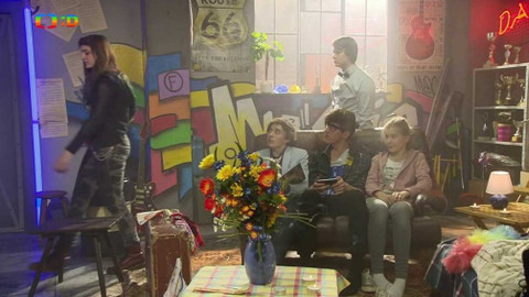 Pětka z garáže - 12/16 Jak vybírali kostýmy