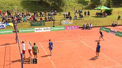 Volejbal - Finále antukové ligy Pecka