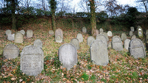 Hádanky domů života - 7/10 Znovuzrození židovského náměstíčka