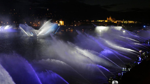 Hasičská fontána ke stému výročí státnosti