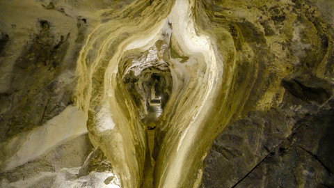 Krajinou domova - 4/13 Jeskyně