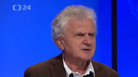 90’ ČT24 - Před 25 lety odstartovala kupónová privatizace