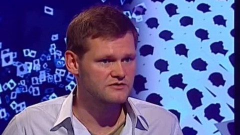 Před půlnocí - 5. února 2012