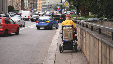 Vrstvy města - 2/8 Auto jako urbanista