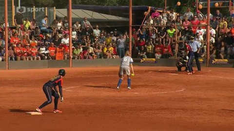 Softball - ME v softballu žen 2013 Praha