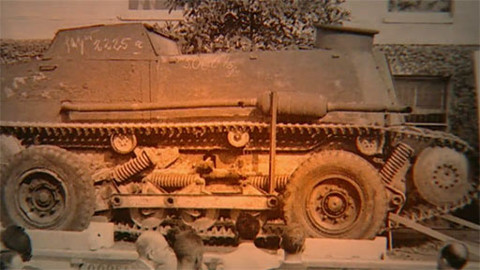 Příběhy železné opony - 29/39 Pancíř proti závorám