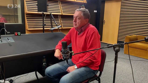 Background ČT24 - Vlastimil Weiner