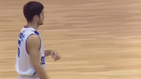 Basketbal - USK Praha - BK Synnthesia Pardubice