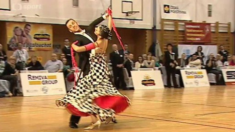 Taneční sport - MČR ve standardních tancích 2015 Otrokovice