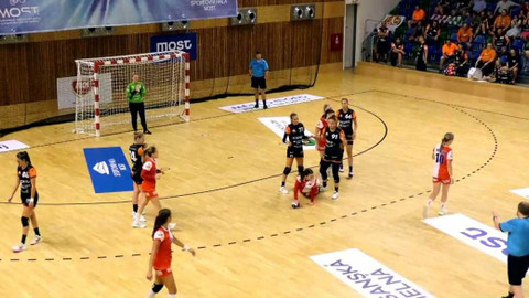 MOL Liga - DHK Baník Most - DHC Slavia Praha