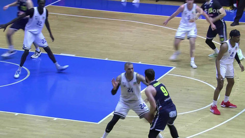 Maxa NBL - USK Praha - BK Opava