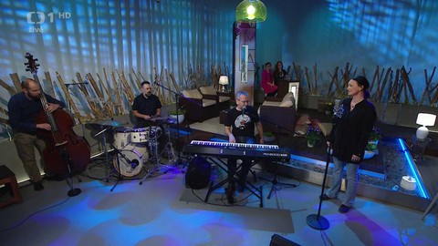 Sama doma - 21. února